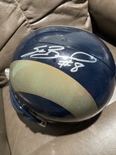 Sam Bradford Football Cards and Autographed Memorabilia Guide 19