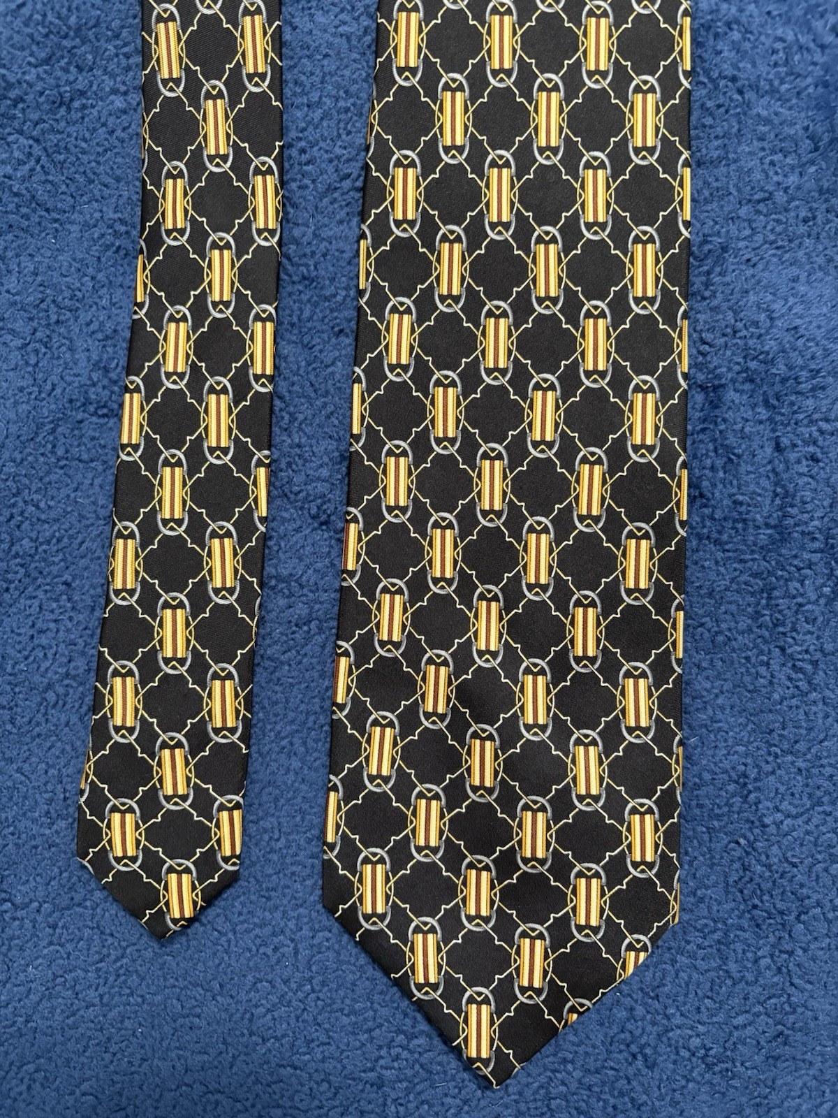 Fendi Black Yellow Silk Geometric Tie / Width: 4” Length: 57” thumbnail 3