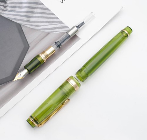 JINHAO 82 Fountain Pen Transparent Olive GreenFine Nib 0.5mm - Picture 3 of 8