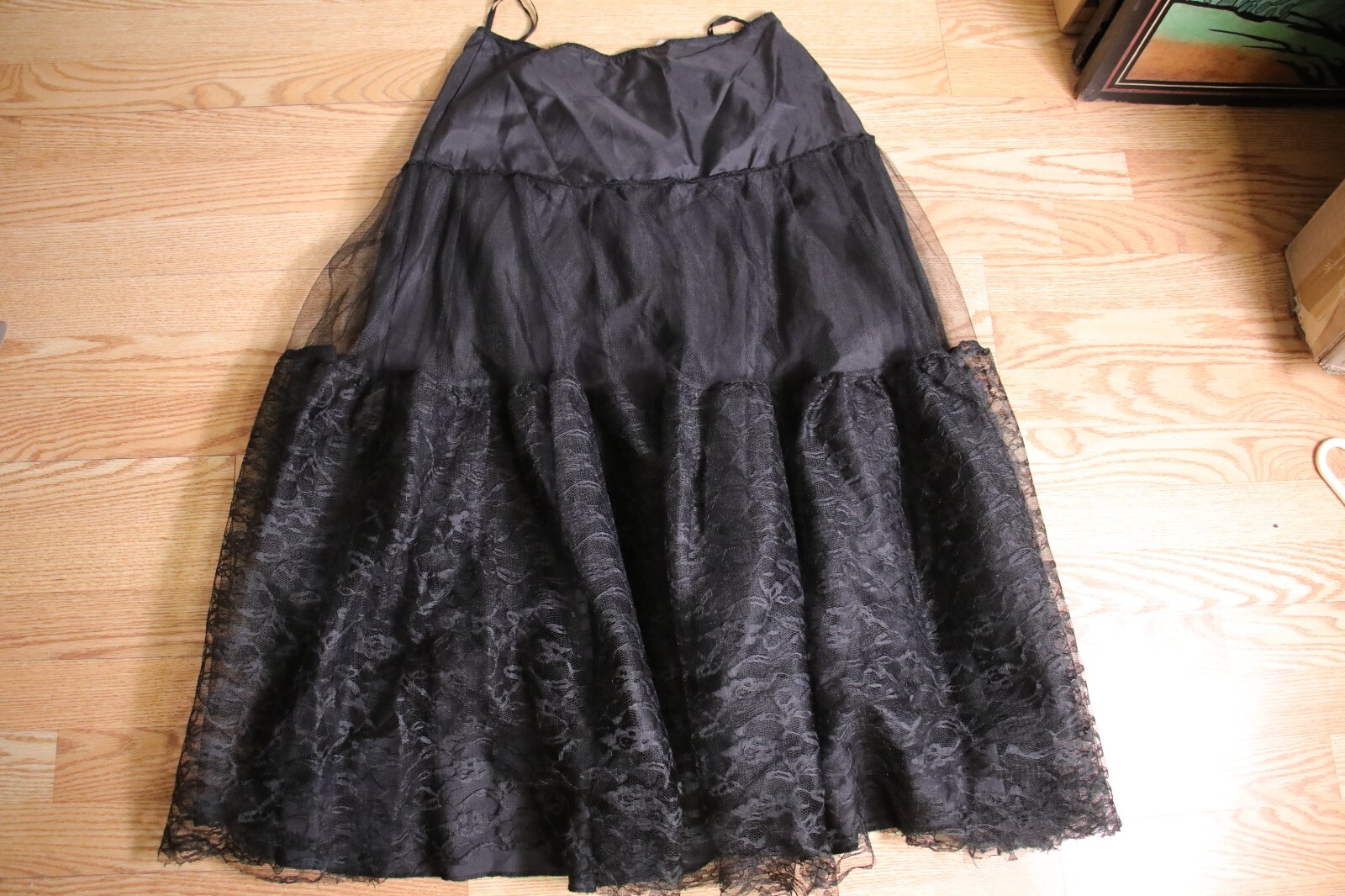 In Character Gothic Vampira Vampire Costume Dress Child Size 12 Black Red