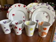 ºoº  MICKEY & CO FRUIT DINNERWARE DISNEY RARE