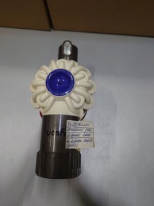 Gebrauchter Dyson V6 Staubsauger Körper - Funktioniert, Schwacher Akku, Defekt