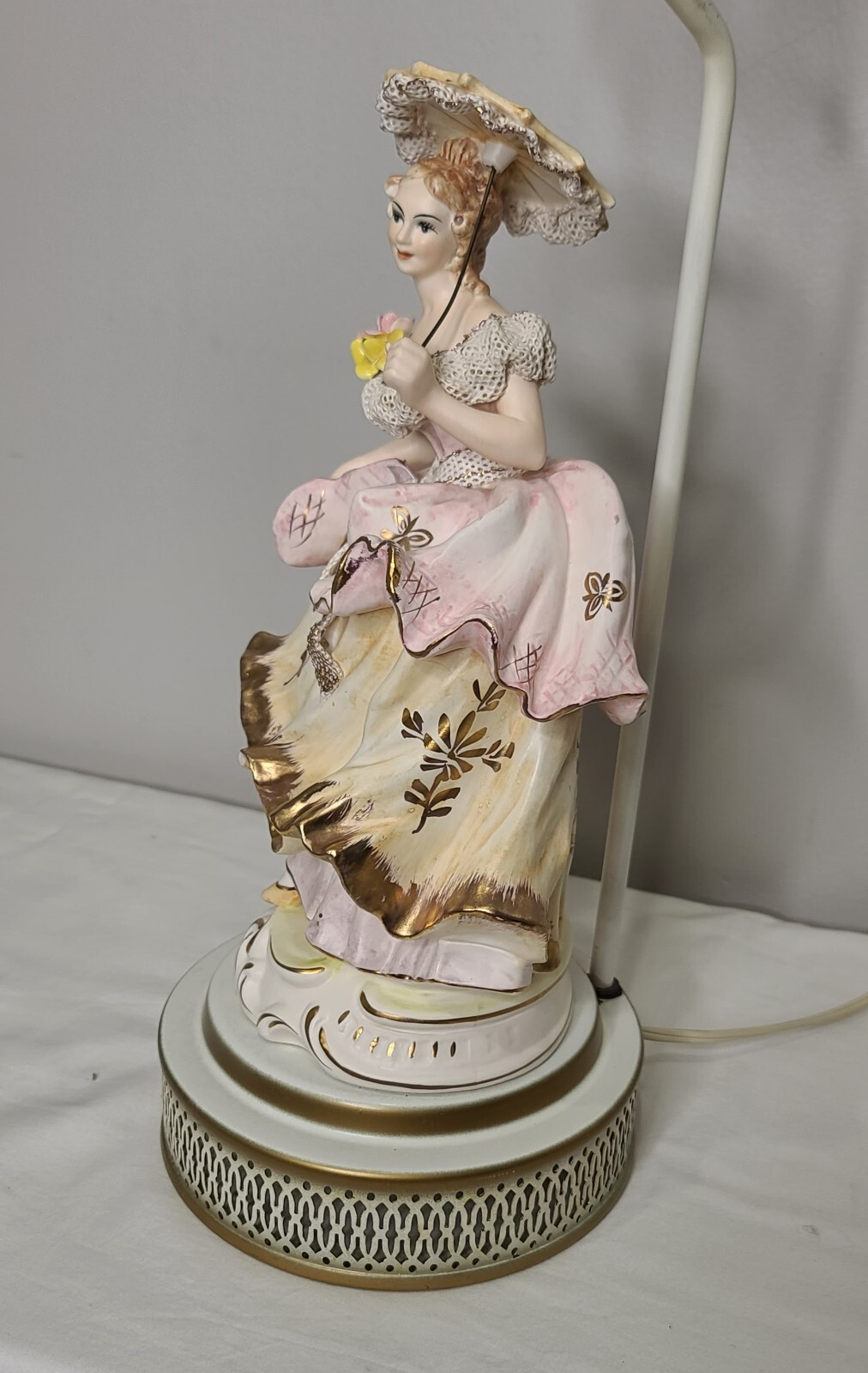 Picture 7 of 24