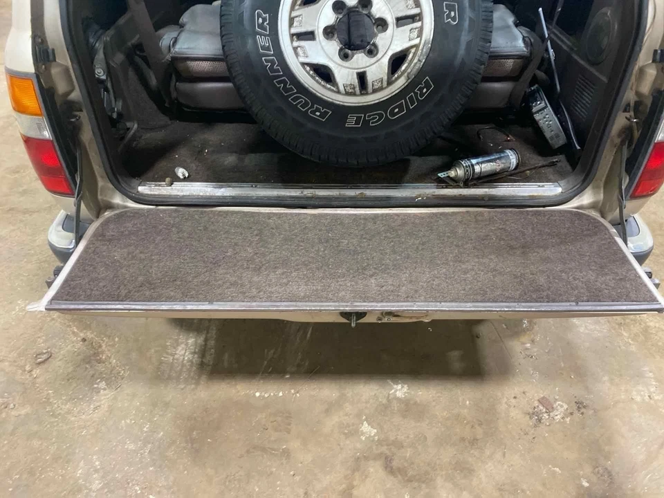 Tapa maletero portón trasero TOYOTA LAND CRUISER 91 92 93 94 95 96 97 98 Foto 4 de 4