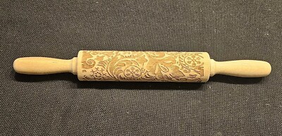 Wooden Engraved Rolling Pin with Christmas Snowflake Designs For Cookies Pastry