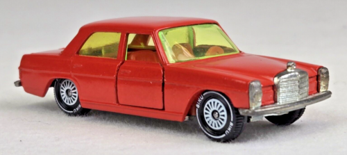 Roter Siku #1020 Mercedes Benz 250 Auto 3" lang W Germany fast neuwertig geöffnete Verpackung
