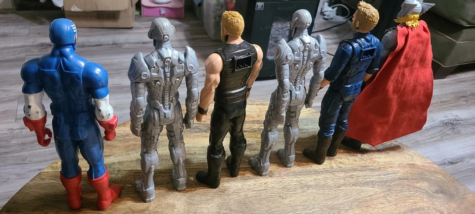 Marvel Figures Titan Hero Series 12-inch lot of 6 Super Heroes Action Figures - Image 4 of 4