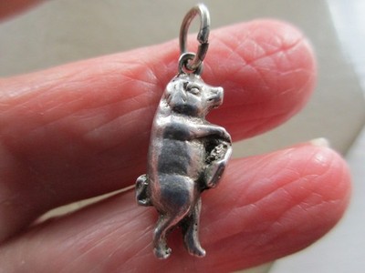 ANTIQUE VICTORIAN STERLING SILVER RARE LUCKY PIG WITH PURSE FOB CHARM PENDANT UK