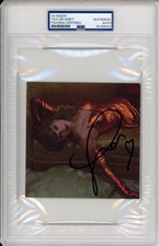SIGNED w/ AMAZING HEART TAYLOR SWIFT LIFE OF A SHOWGIRL PHOTO 2 PSA DNA COA AUTO