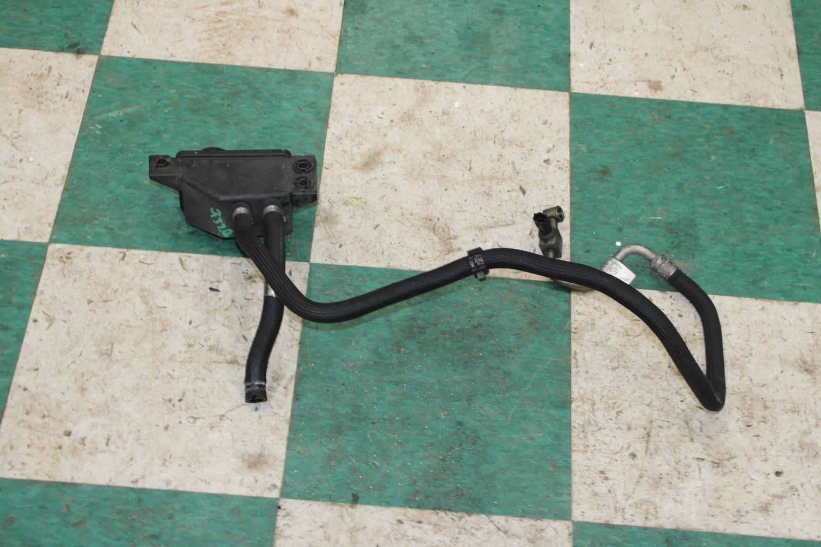Maserati Ghibli 2014-2020 Power steering delivery pipe