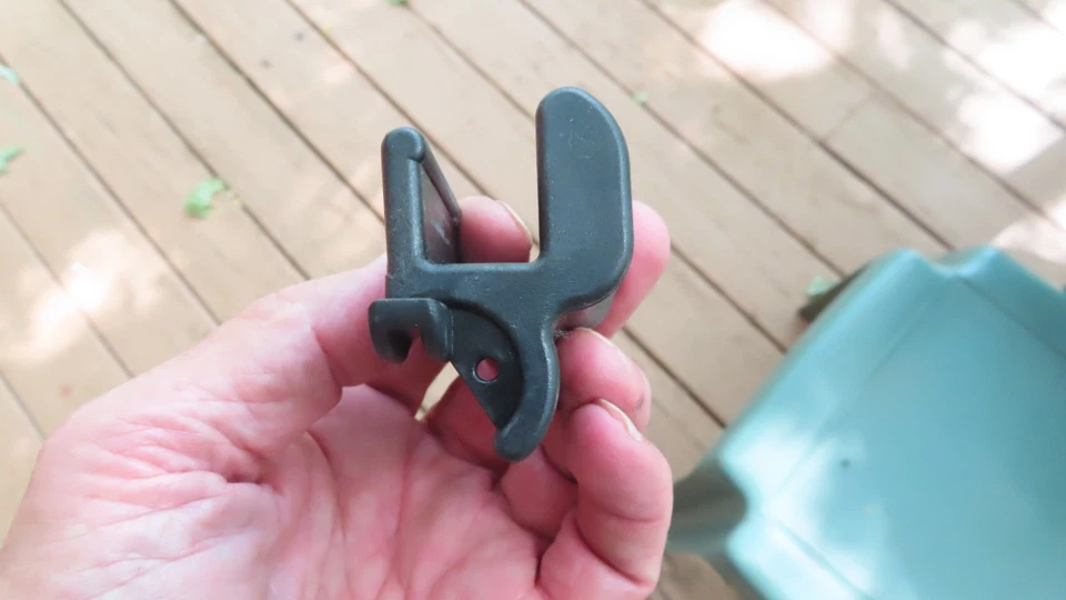 Abrazadera de retención de batería Volvo 240 S40 V40 C70 S70 V70 850 850R 9444282 1382301 Foto 4 de 4