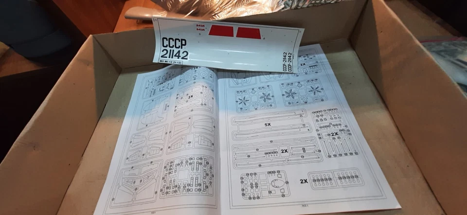 MIL MI-12 ( V-12 ) Soviet Helicopter Transport scale 1/72 AMODEL New !!! - Immagine 3 di 4