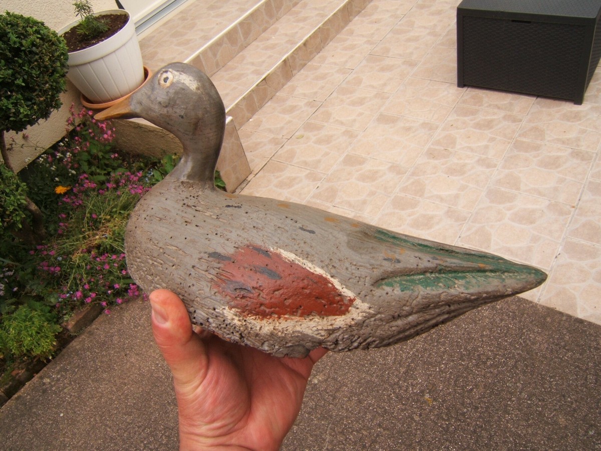 Ancien Leurre De Pêche En Bois Sculpté Et Peint à La Main - Art Populaire OOAK