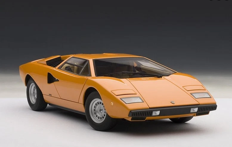 1/18AUTOart Lamborghini Countach LP400 74647 Alloy car