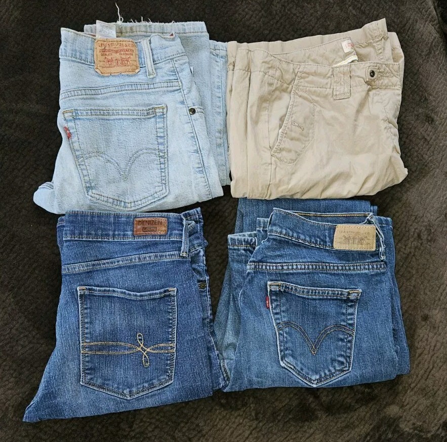 Mixed Lot of 3 Women’s Size 8 Levi's 550, 515, Denizen Jeans and 1 Khaki shorts