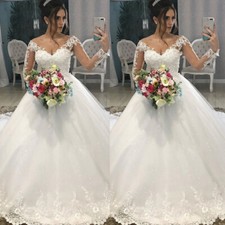Luxury V Neck Wedding Dresses with Sleeves Lace Appliques Chapel Train Ball Gown