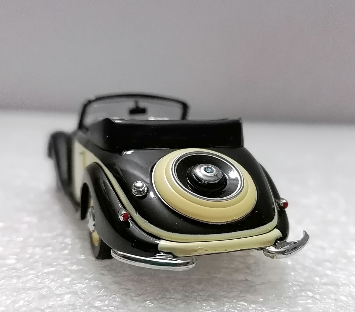 BMW 327 Cabrio 1941 - Vintage diecast 1:43 Scale model Mint box | eBay