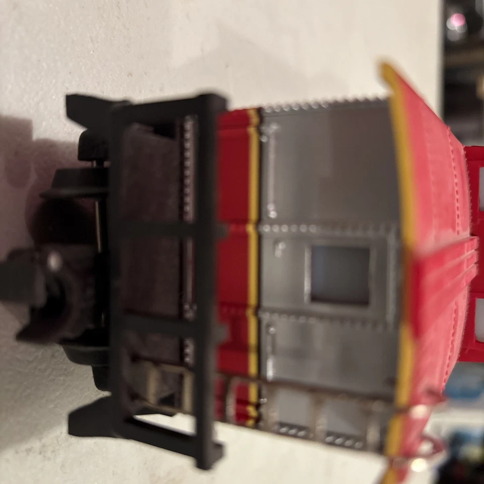  K-line Santa Fe Caboose "SAFETY FIRST" ATSF 613803 Illuminated Works  - Image 2 of 4