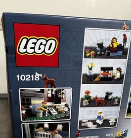Lego Pet Shop Expert Creator #10218 New in Sealed Box