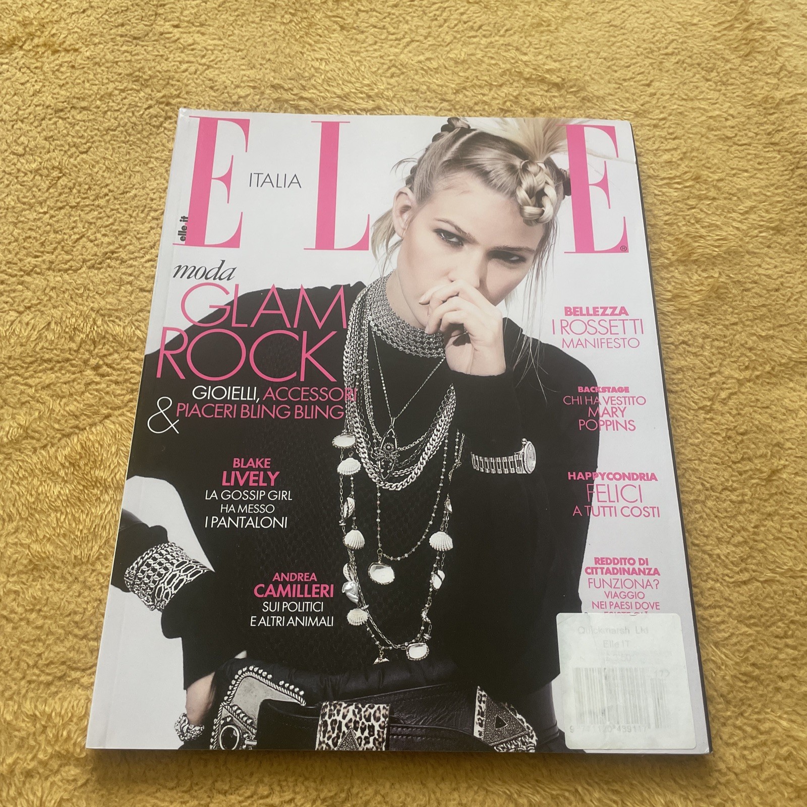 Elle Italia Magazine December 2018  - Fast Post