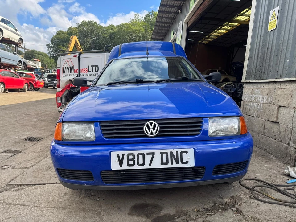 Volkswagen Caddy MK2 Sdi Car Derived Van 1995-2004 Hazard Switch - Image 2 of 4