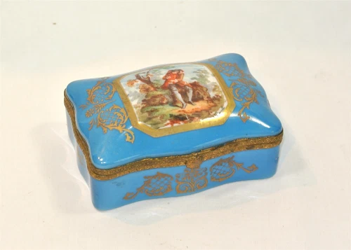 intage Small French Porcelain TRINKET BOX Blue with Gold Decoration