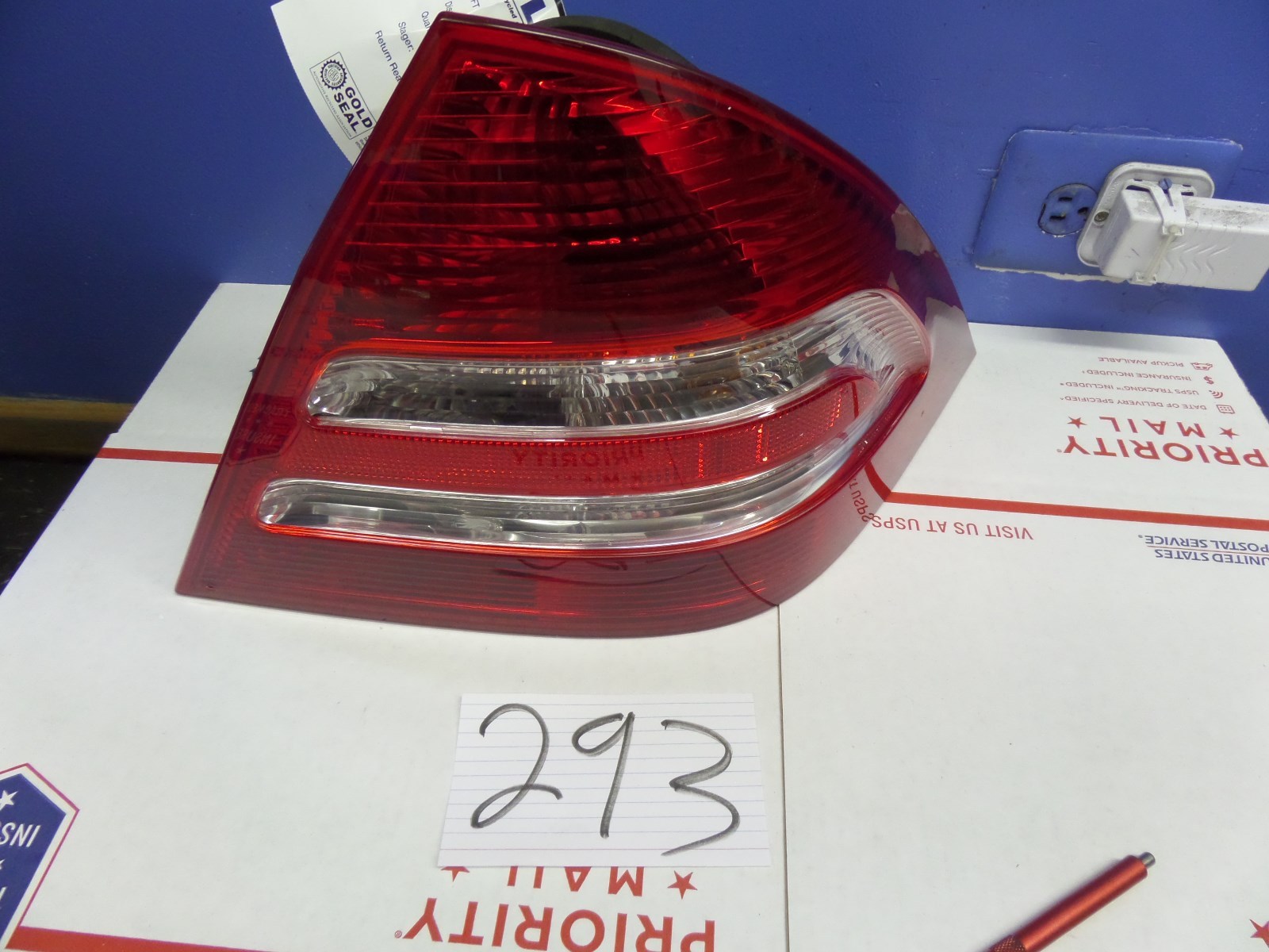 05 06 07 Mercedes C230 C320  PASSENGER side tail light Used rear lamp