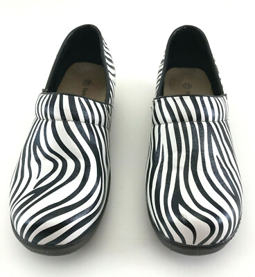 Duck Head Becky Zebra Shoe Womens Size 7.5M Striped Leather Closed Back Clog