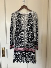 Eliza J Floral Shift Dress Womens Size 12 Black White Classic Round Neck