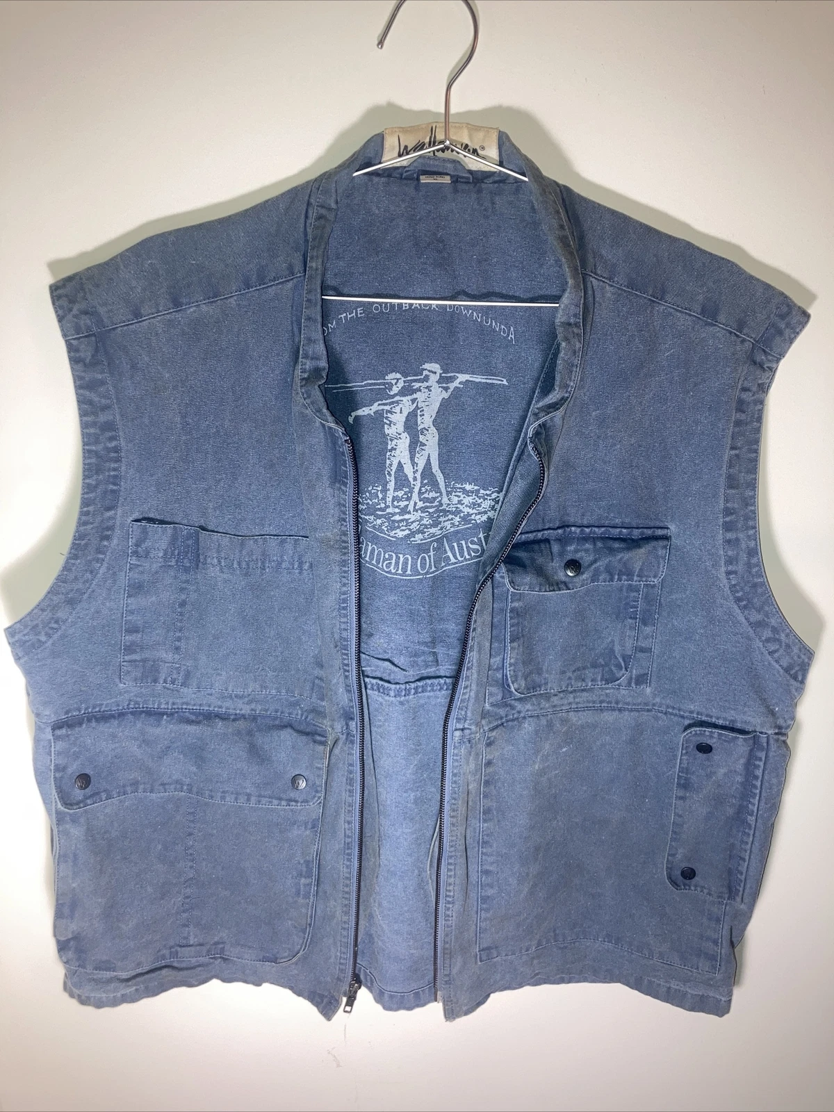 Vintage Wallaman Of Australia Outback Outdoor Adventure fishing hunting Vest XL
Opens in a new windo