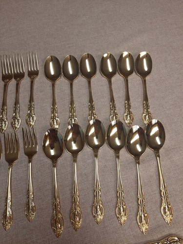 Royal Limited (52) Piece Gold Plate Flatware Set Made In Korea - Picture 6 of 10