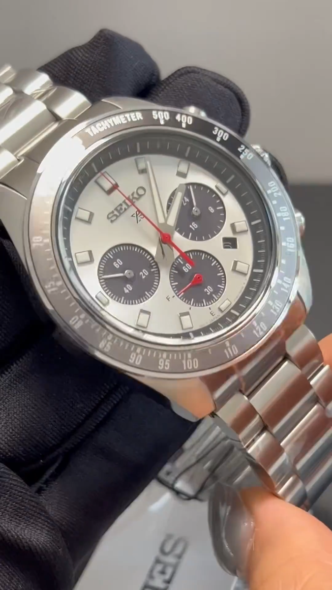 Seiko Prospex SSC911 'Panda' 41mm Speedtimer Solar Chronograph