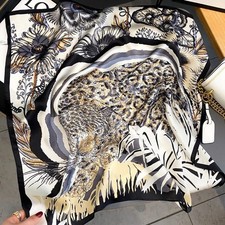 100 Mulberry Silk Square Scarf Women Neckerchief Wrap Black White Flower 68 68
