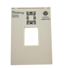 Anna Griffin Cuttlebug Embossing Folder Winter Greenery