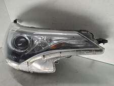 Feu avant (phare) Toyota AVENSIS