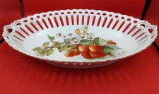RW Bavaria Retsch Co. Strawberry 12" Reticulated Oval Serving Bowl Vintage