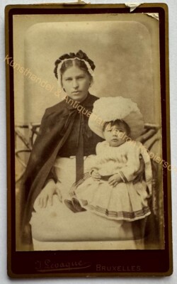 orig. CDV photo photograph picture old fashion around 1890 Bruxelles Levaque mother child