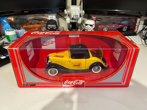 Ford Roadster Coca Cola Solido1:18 Diecast Model Car – Boxed, Flawed - Picture 7 of 11