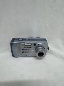 Samsung Digimax 3000 3.2 MP Digital Camera Silver Unit Only