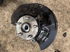 TOYOTA C-HR X2, H2 Front Right Wheel Hub f4050 1.8 Petrol / electricity 33533556