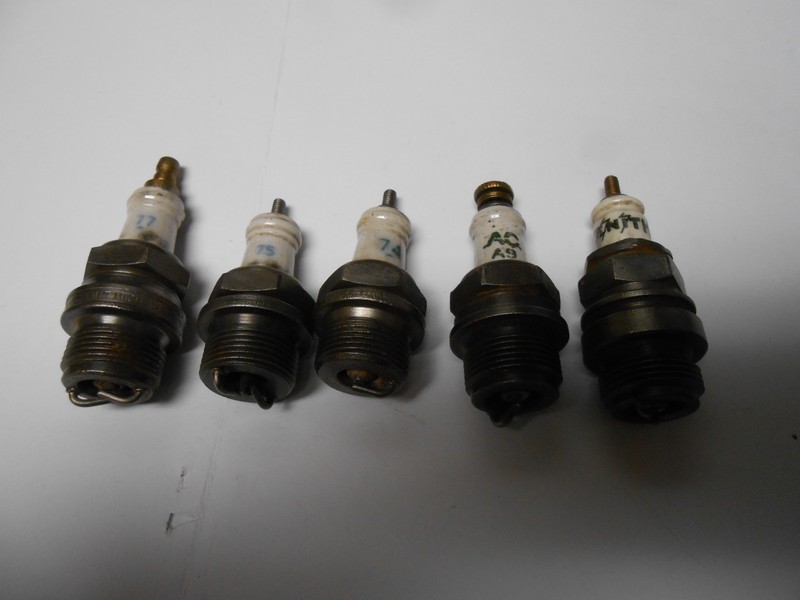 5 Antique Used Spark Plugs AC Zenith Automobile Truck Hit & Miss Engine