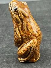Stuart Bass Pie Bird Vent/Funnel Frog Toad Golden Brown 4” Signed  England