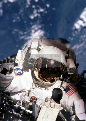 ASTRONAUT PATRICK FORRESTER SPACEWALK SHUTTLE DISCOVERY 2001 5X7 PHOTO