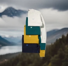 Uniqlo x KAWS WINTER Collection Cows Winter Lambswool Crewneck Sweater Japan New