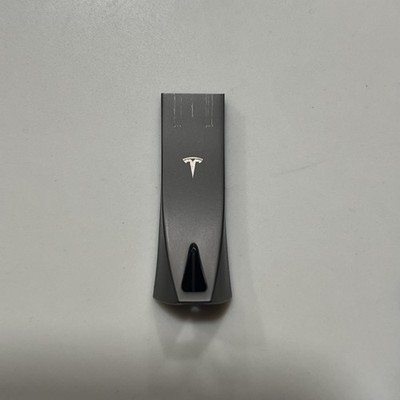  Tesla OEM USB Flash Drive for Dashcam & Sentry Mode 128GB