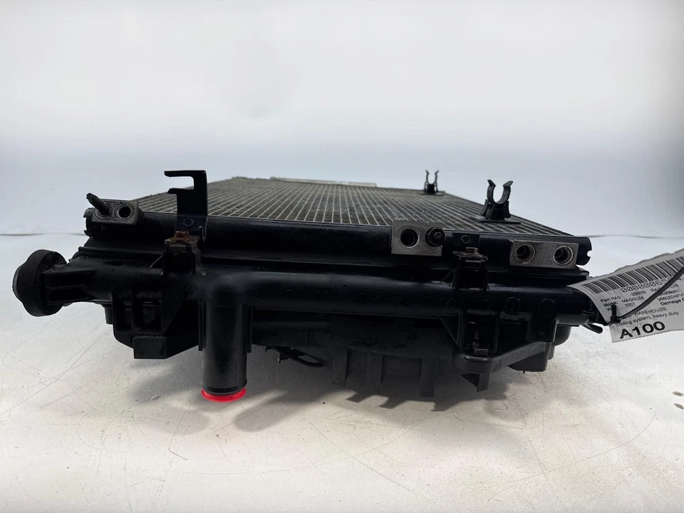 2005-2008 DODGE MAGNUM ENGINE RADIATOR A/C CONDENSOR FAN ASSEMBLY OEM - Image 4 of 4