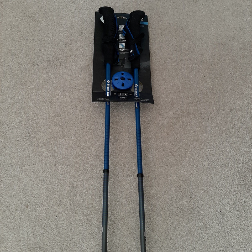 BLACK DIAMOND lightweight FIXED LENGTH carbon fibre walking fell