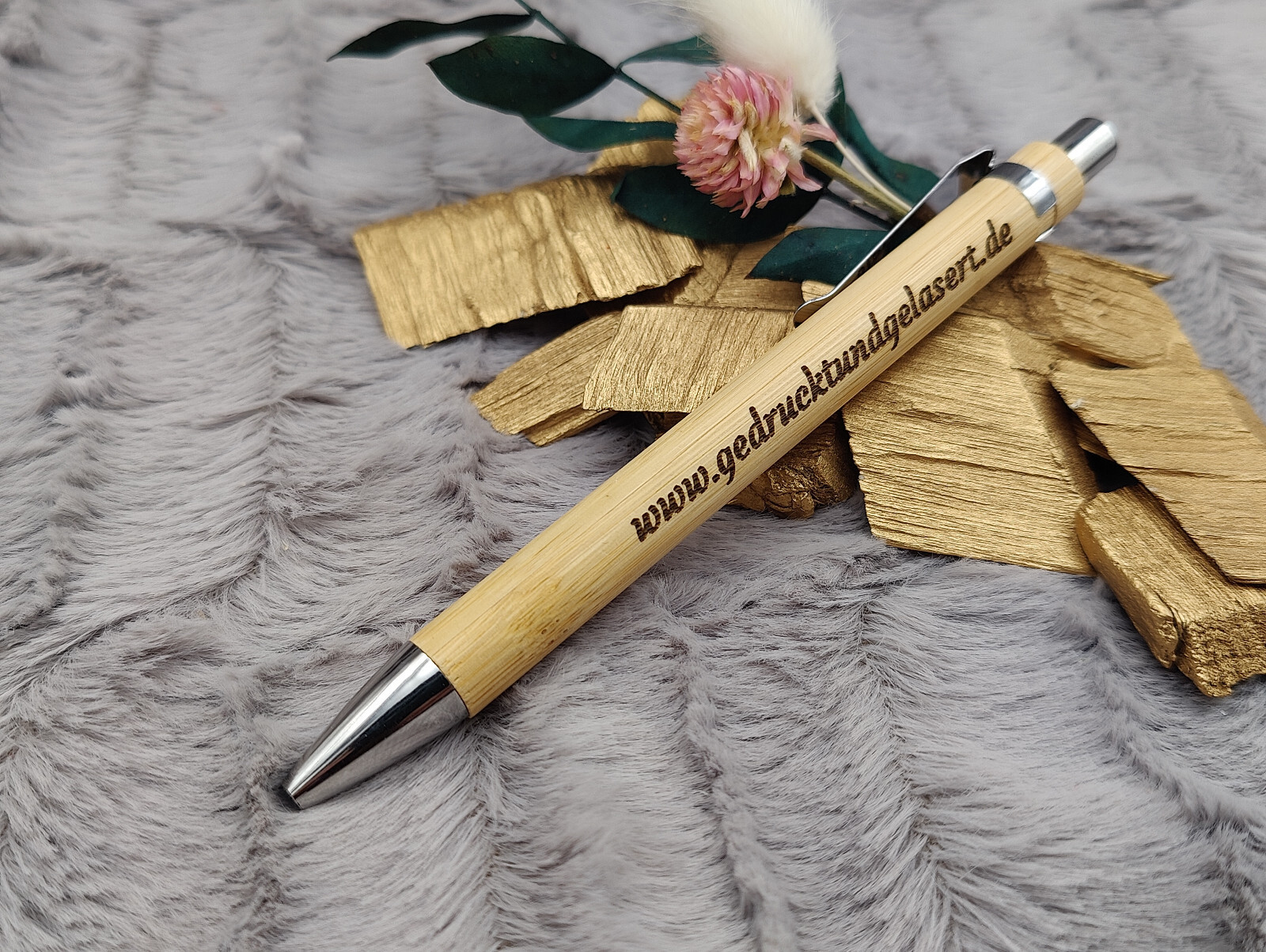 Kugelschreiber personalisiertaus Bambus Kuli Stift Holz mit individueller Gravur