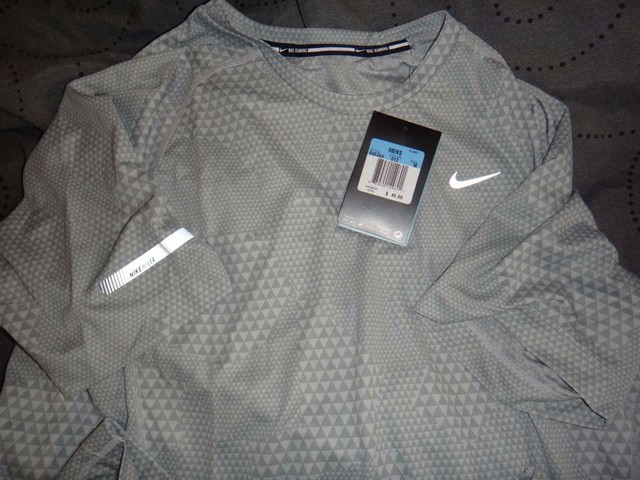 nike miler tech