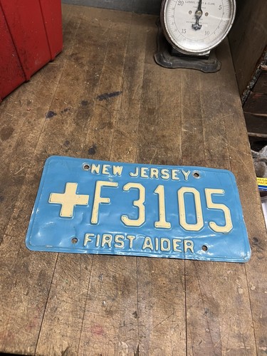 Vintage Old Rare Vanity First Aider New Jersey NJ Blue License Number Plate Tag